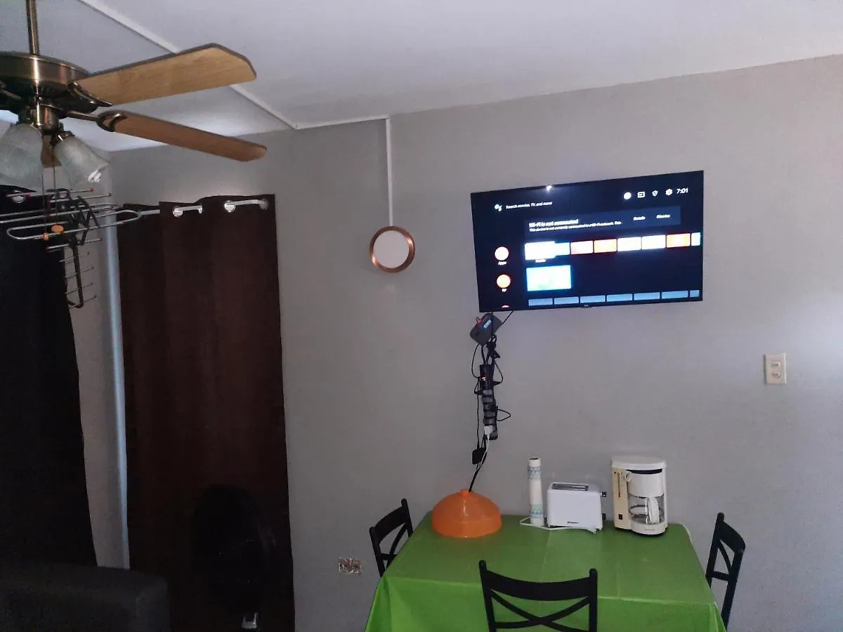 Cozy Studio - Waterloo Road Apartment Kingston